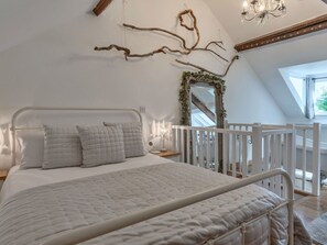 3 habitaciones, wifi gratis y ropa de cama 