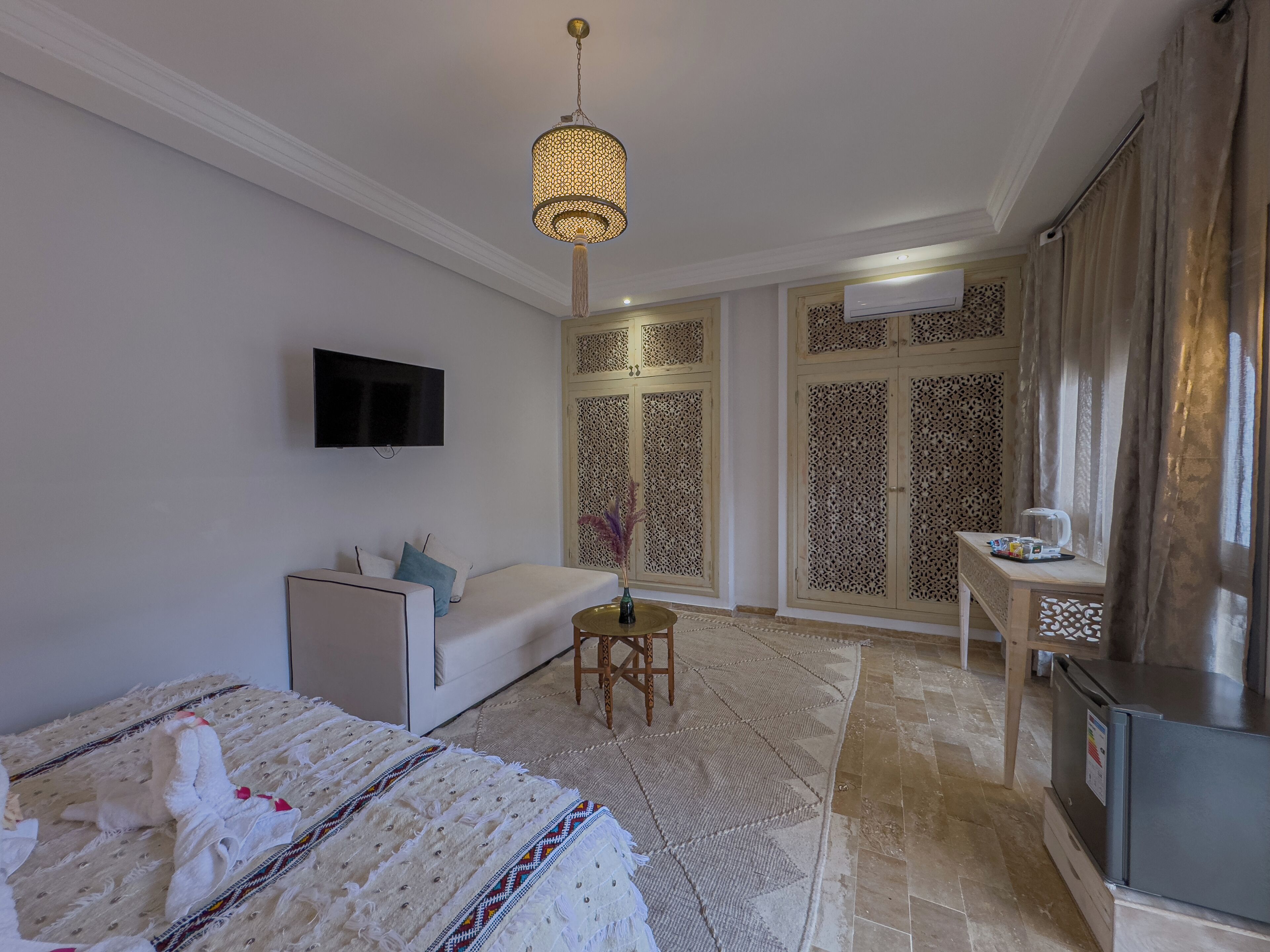 Habitación doble Deluxe, patio, vista al patio | Wifi gratis 