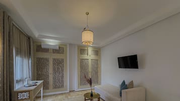 Habitación doble superior, patio, vista al patio | Wifi gratis