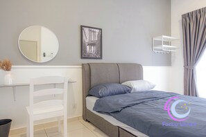 Classic Apartment, Balcony, City View | Iron/ironing board, free WiFi