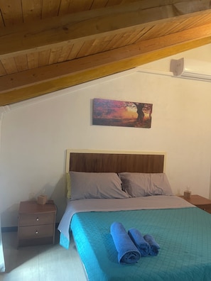 3 camere, accesso a Internet, lenzuola