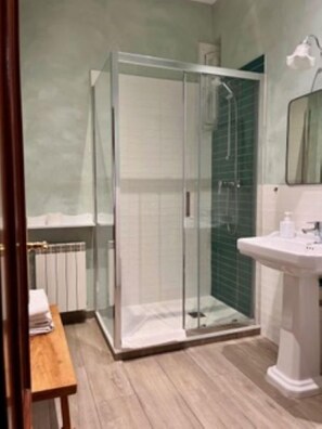 Tweepersoonskamer | Badkamer