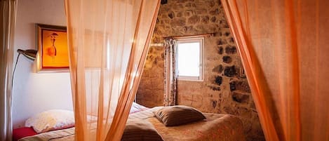 Family Cottage, Patio, Mountain View | Free WiFi