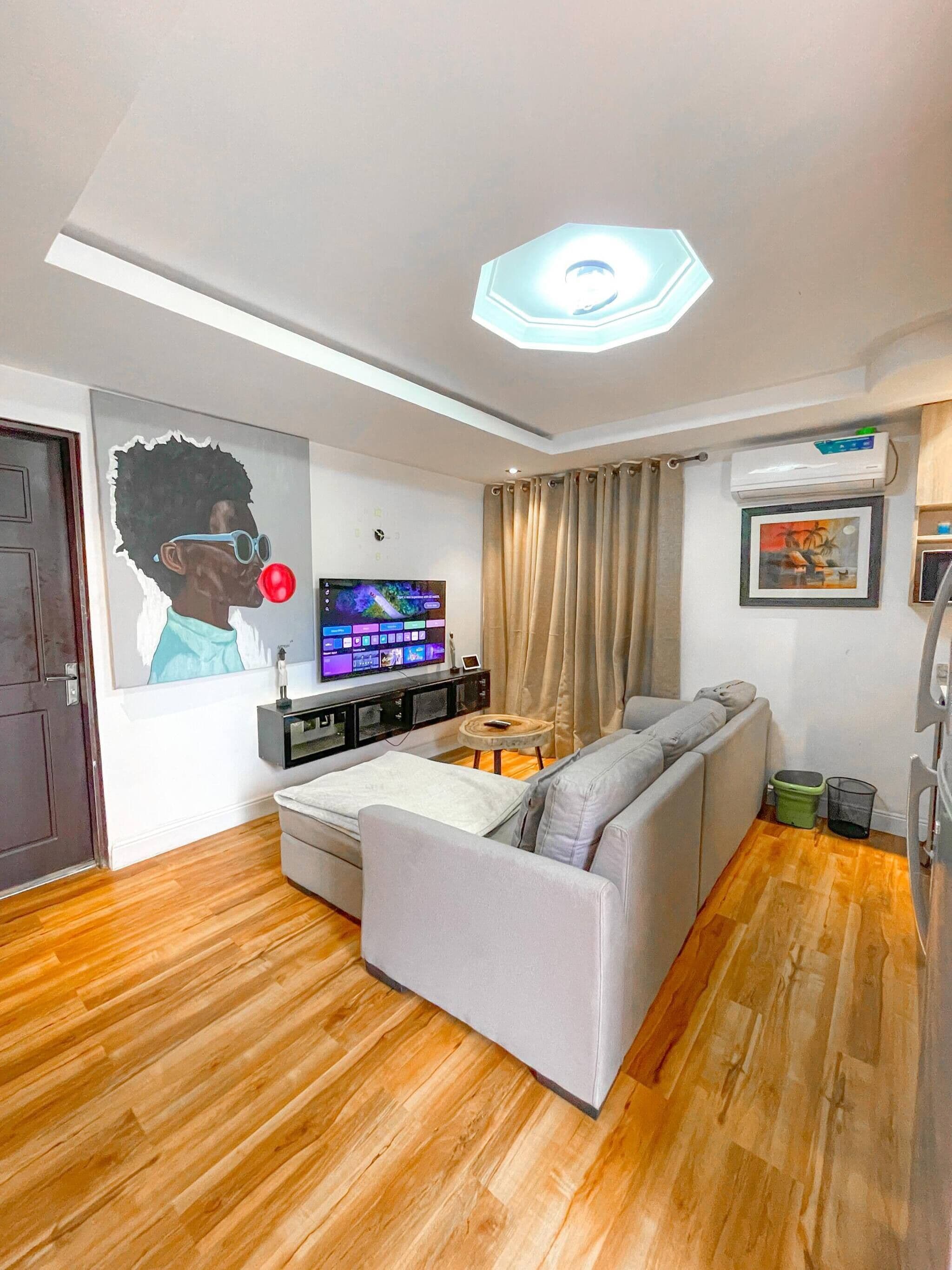 Apartment, 1 Bedroom, Smoking, Balcony | Living room