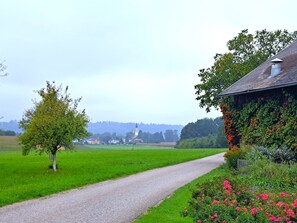 Property grounds - Lindnerhof by Interhome (Mattighofen)