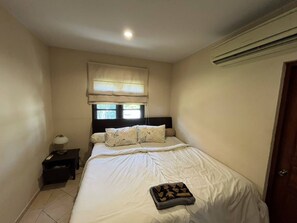 3 bedrooms, free WiFi, bed sheets