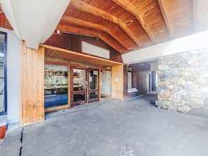 Interior - Les Olympiades by Interhome (Val Thorens)