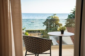 View from property - Bumblebee apartments & rooms with pool (Novalja)