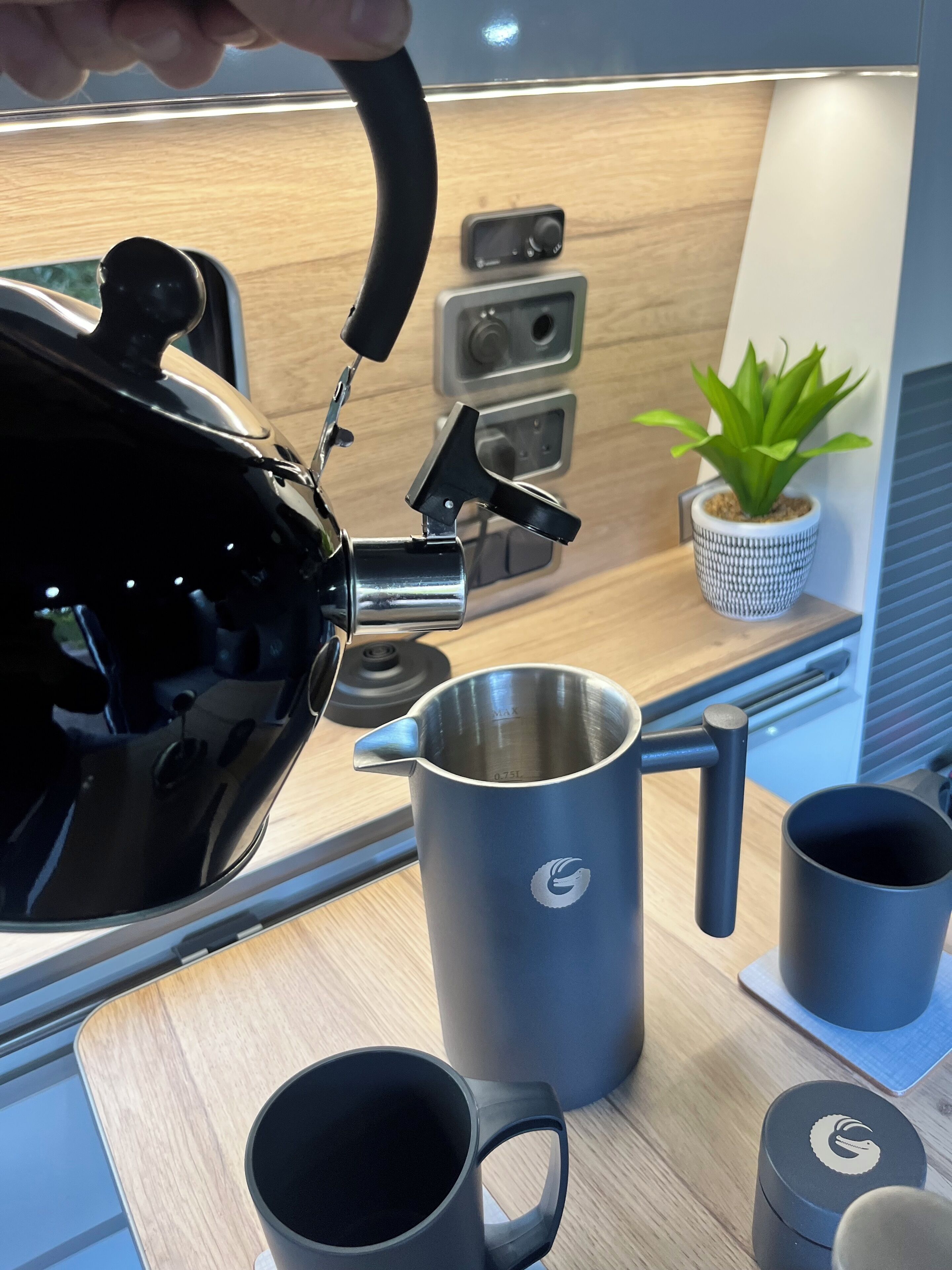 咖啡和/或咖啡機