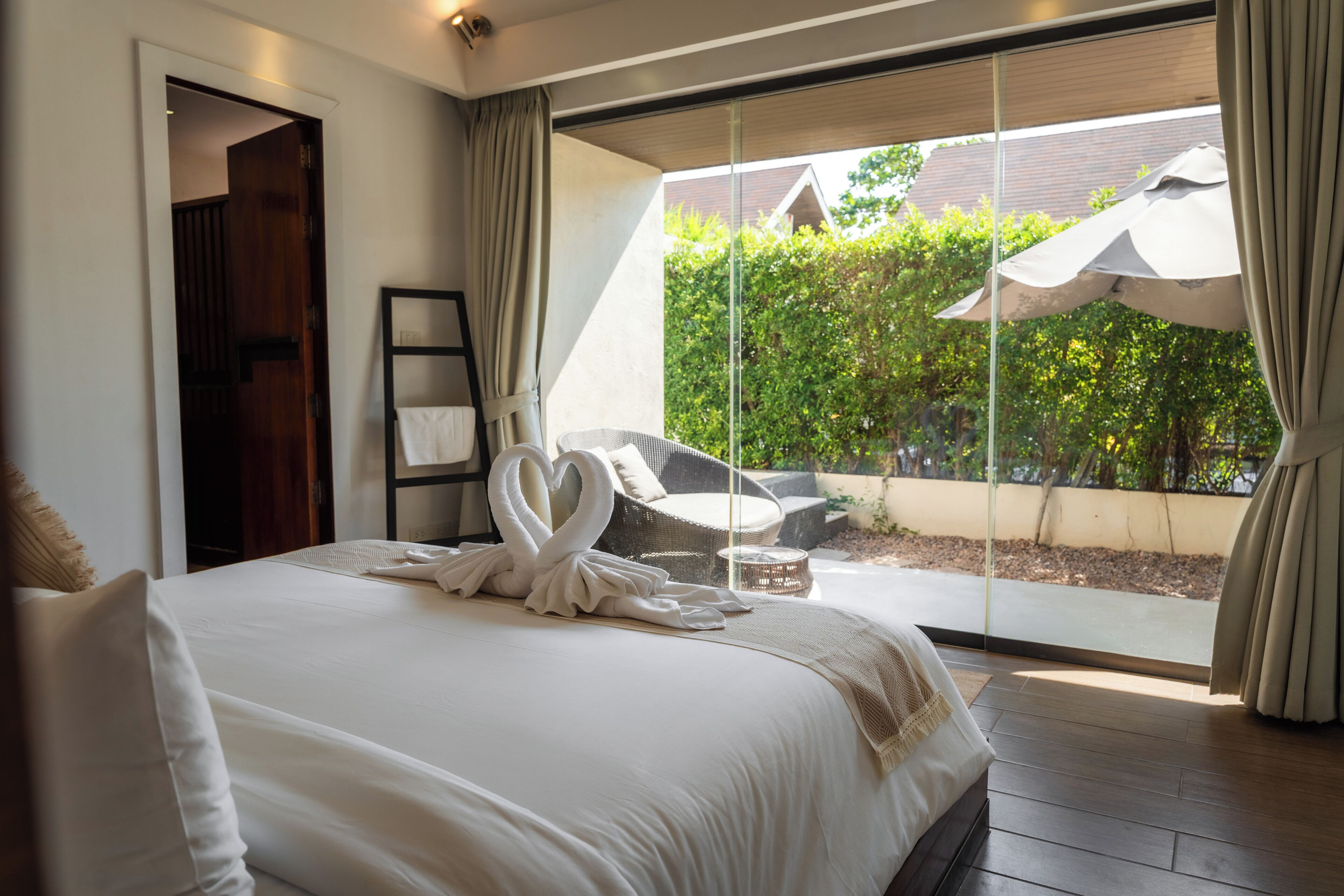 Villa Classique | Literie de qualité supérieure, coffres-forts dans les chambres, bureau