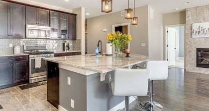 Work & Play in Aurora: Spacious Home w/ Yard!