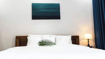 Standard Room, Patio, Courtyard View | Desk, laptop workspace, blackout drapes, iron/ironing board