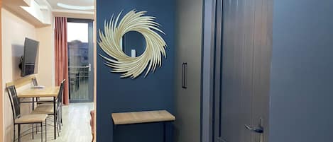 Appartement Standard, balcon | Aire de séjour