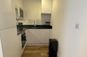 냉장고, 전자레인지, 오븐, 쿡탑