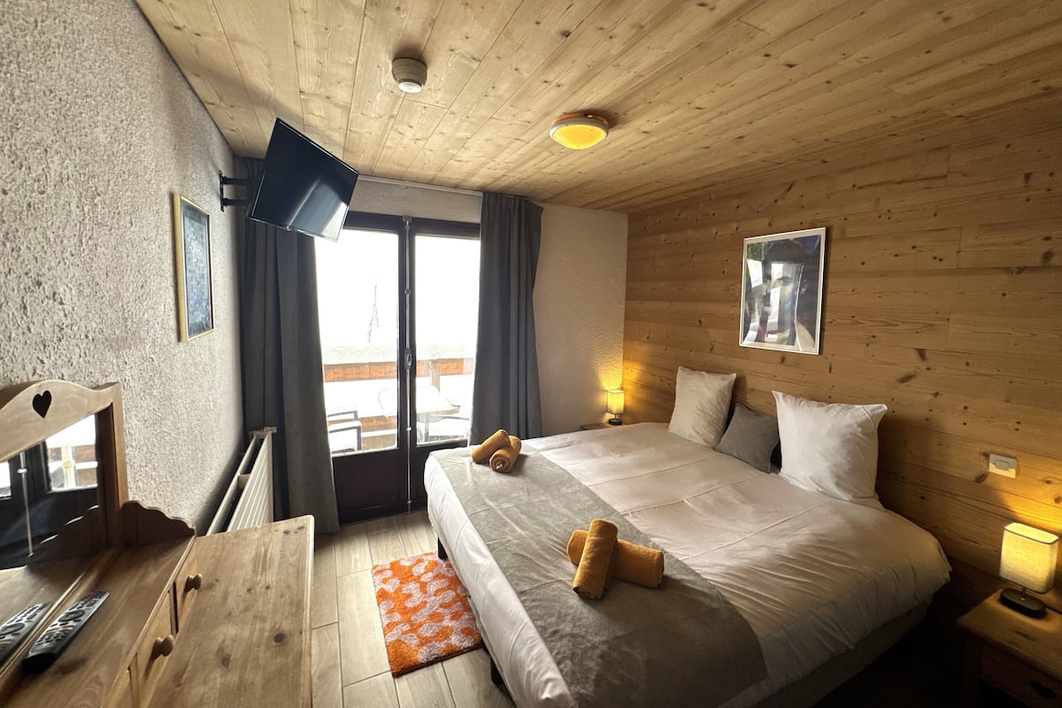 Classic Quadruple Room, Balcony, Courtyard View