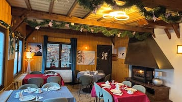 Petit déjeuner buffet compris tous les jours