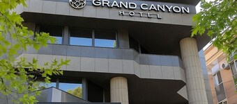 Grand Canyon Hotel