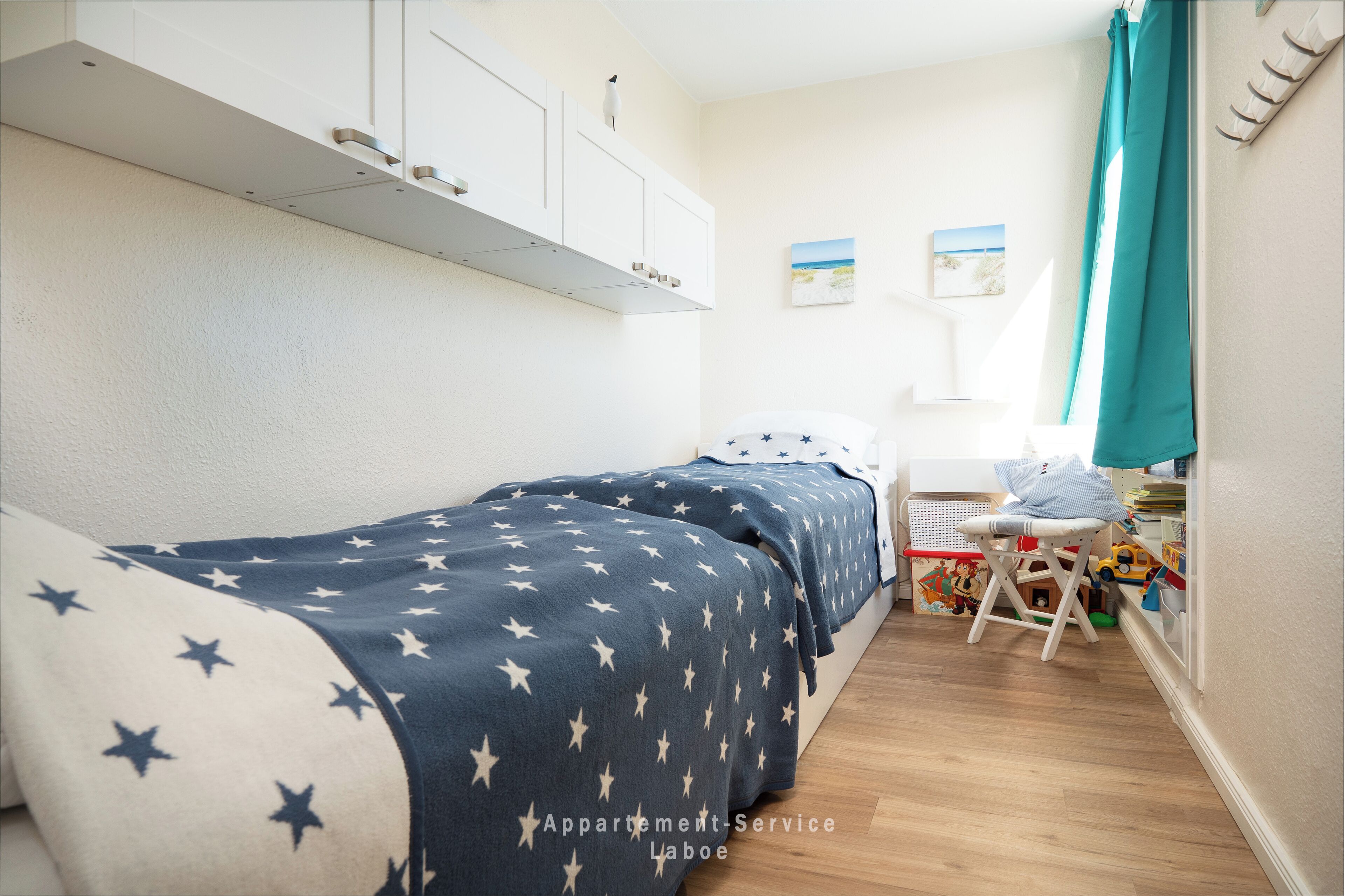 アイロン / アイロン台、旅行用ベビーベッド、WiFi (無料)