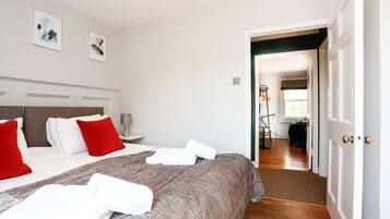 1 bedroom, iron/ironing board, travel crib, WiFi