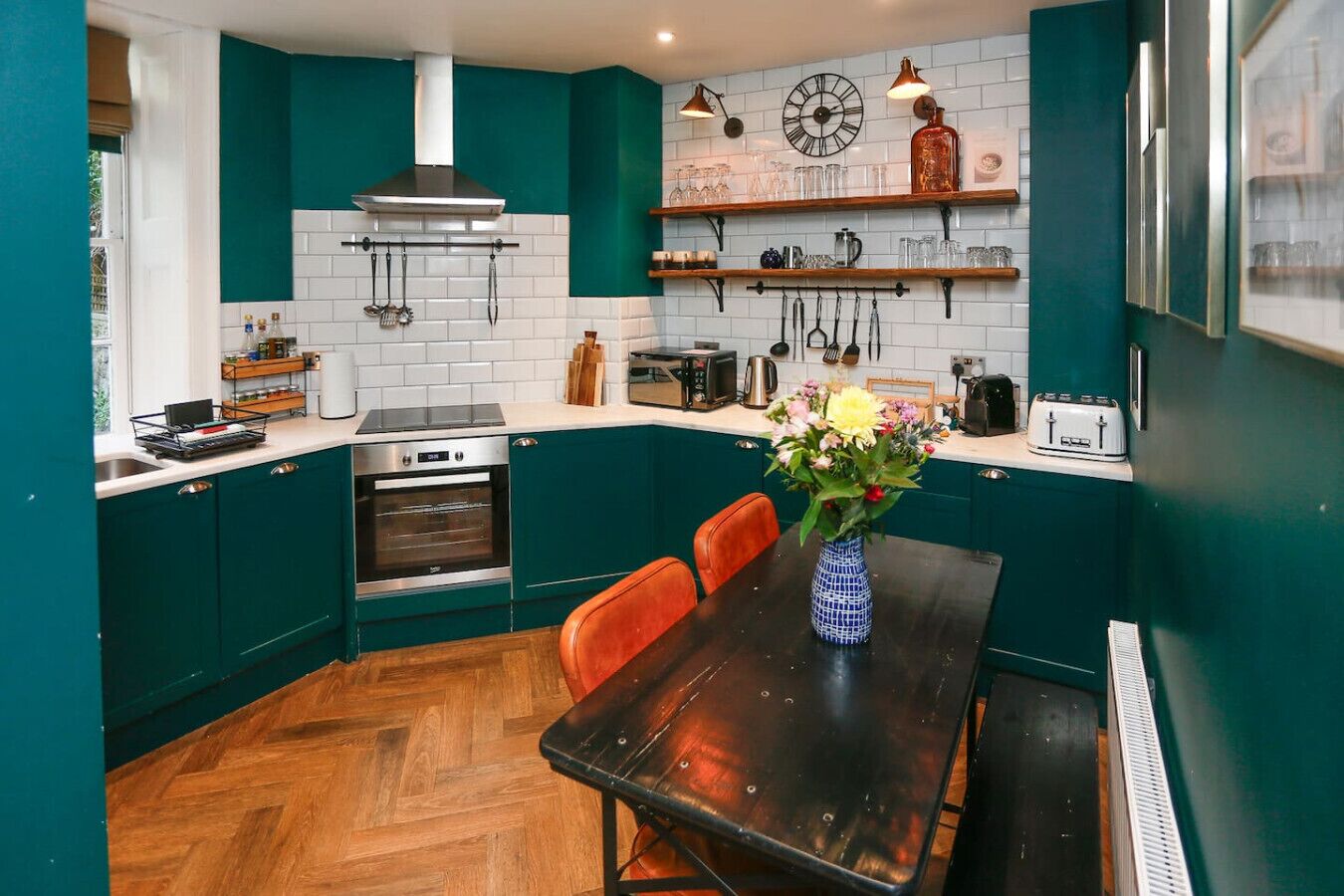 Refrigerador, microondas, horno, lavavajillas