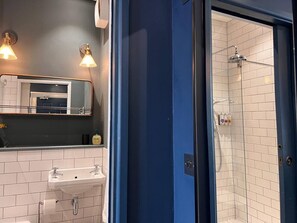 Hair dryer - The Studio @ 13 Rivers Street (Bath and North East Somerset)