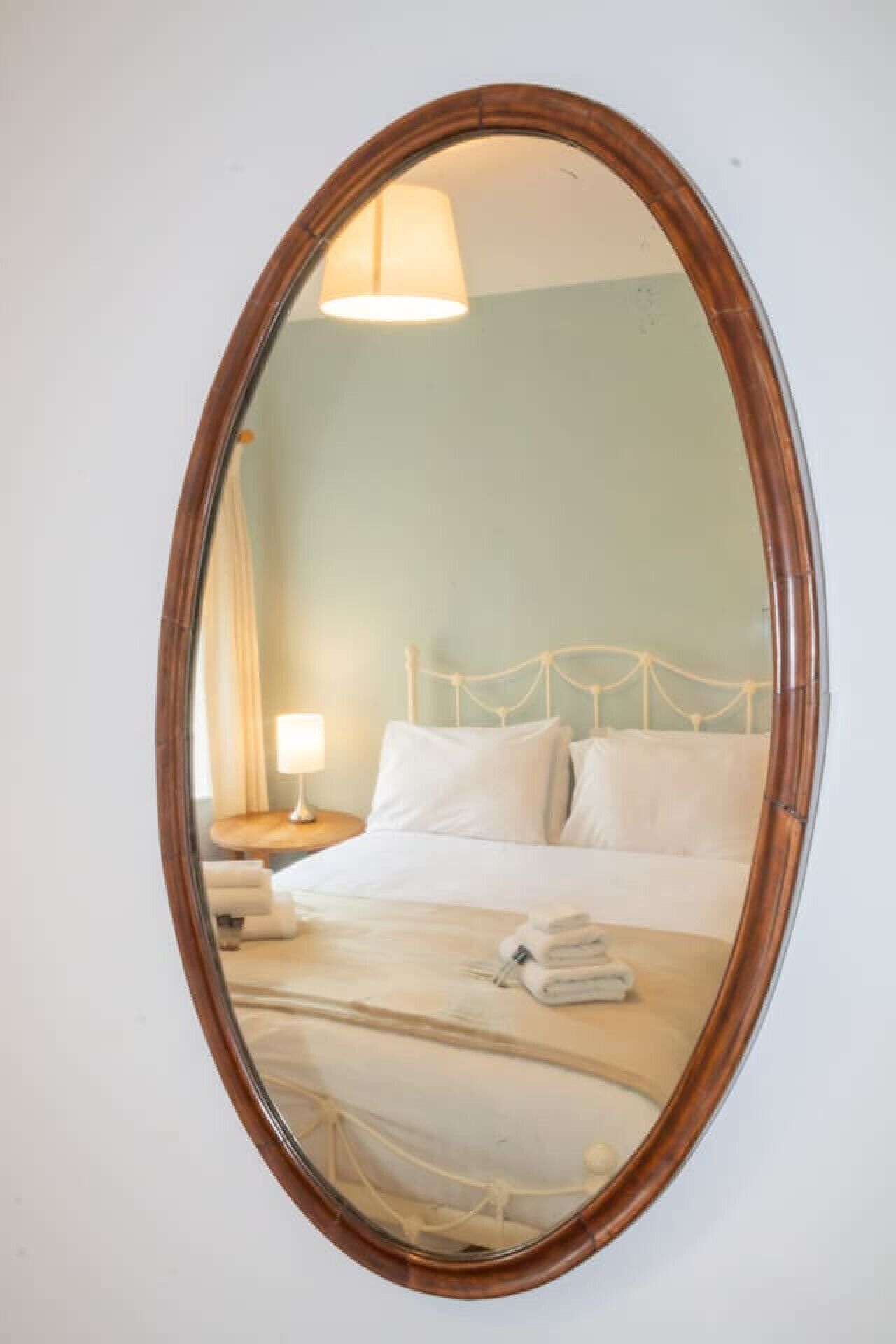 3 Schlafzimmer, Schreibtisch, Bügeleisen/Bügelbrett, Reisekinderbett