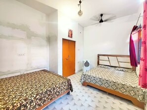 Chambre Quadruple Deluxe | Literie hypoallergénique, bureau, chambres insonorisées, Wi-Fi gratuit