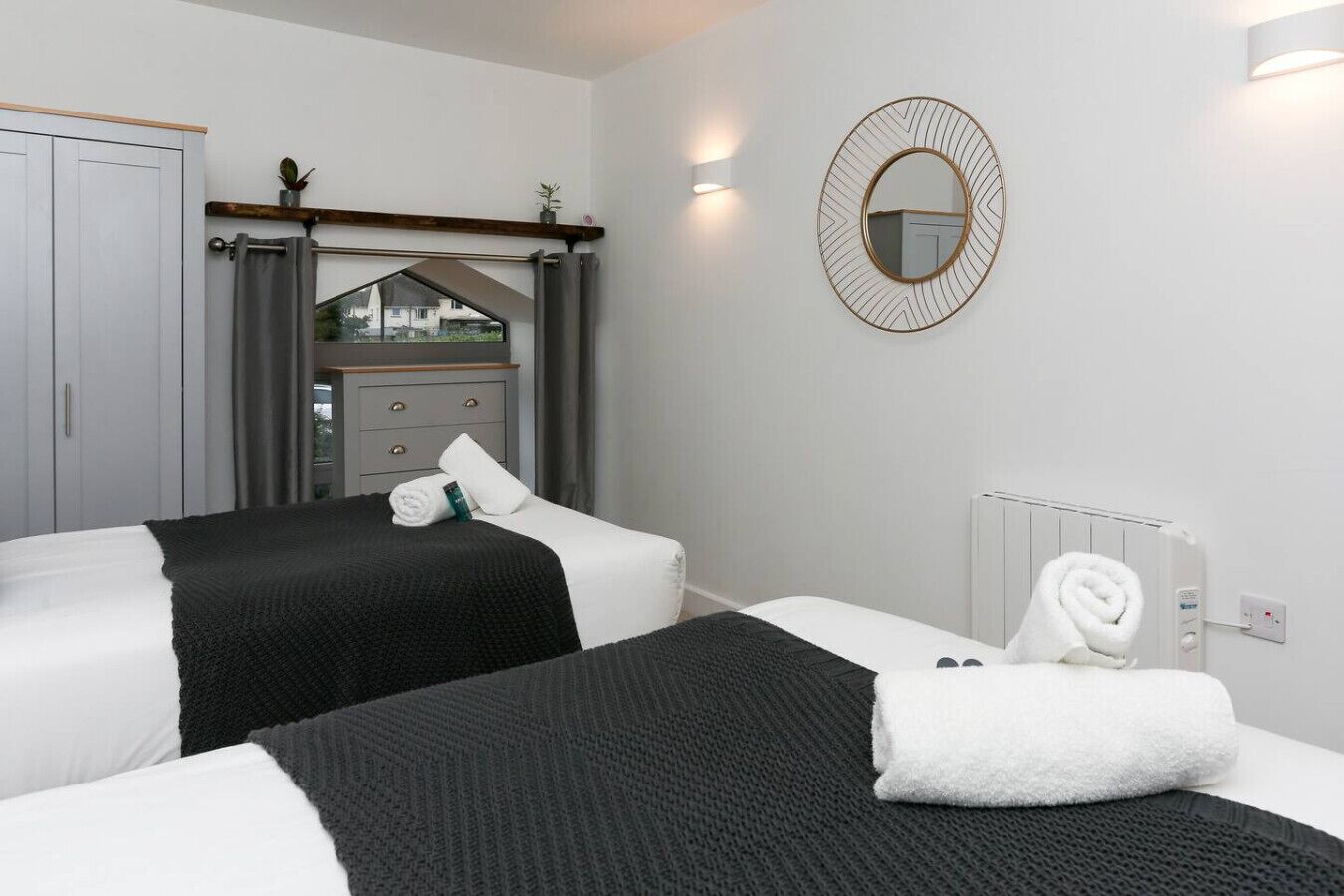 2 bedrooms, iron/ironing board, travel crib, WiFi