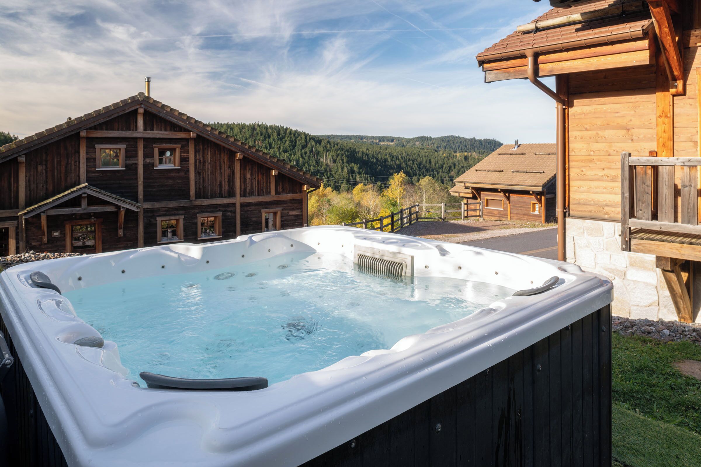 Bain à remous extérieur