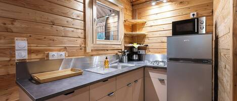 Superior Chalet | Private kitchen