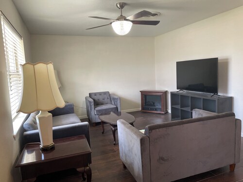 Sheppard AFB bed & breakfast in awesome Burkburnett