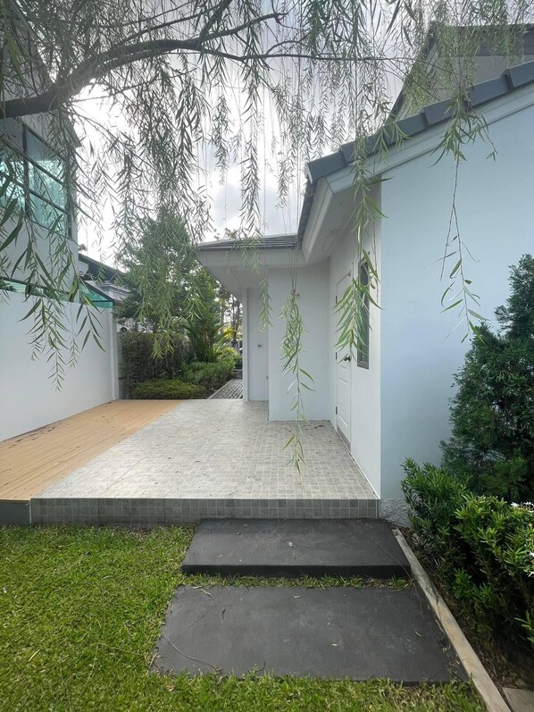 Huis, 4 slaapkamers, roken, balkon | Exterieur