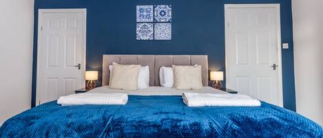 2 Schlafzimmer, Bügeleisen/Bügelbrett, WLAN, Bettwäsche