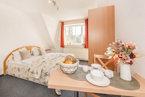 Free WiFi - Charming vacation apartment for two with sauna & relaxation room (Loddin)