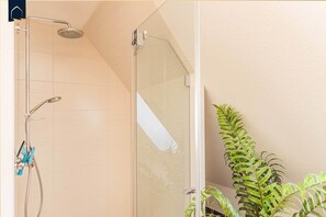 Dusche, Haartrockner