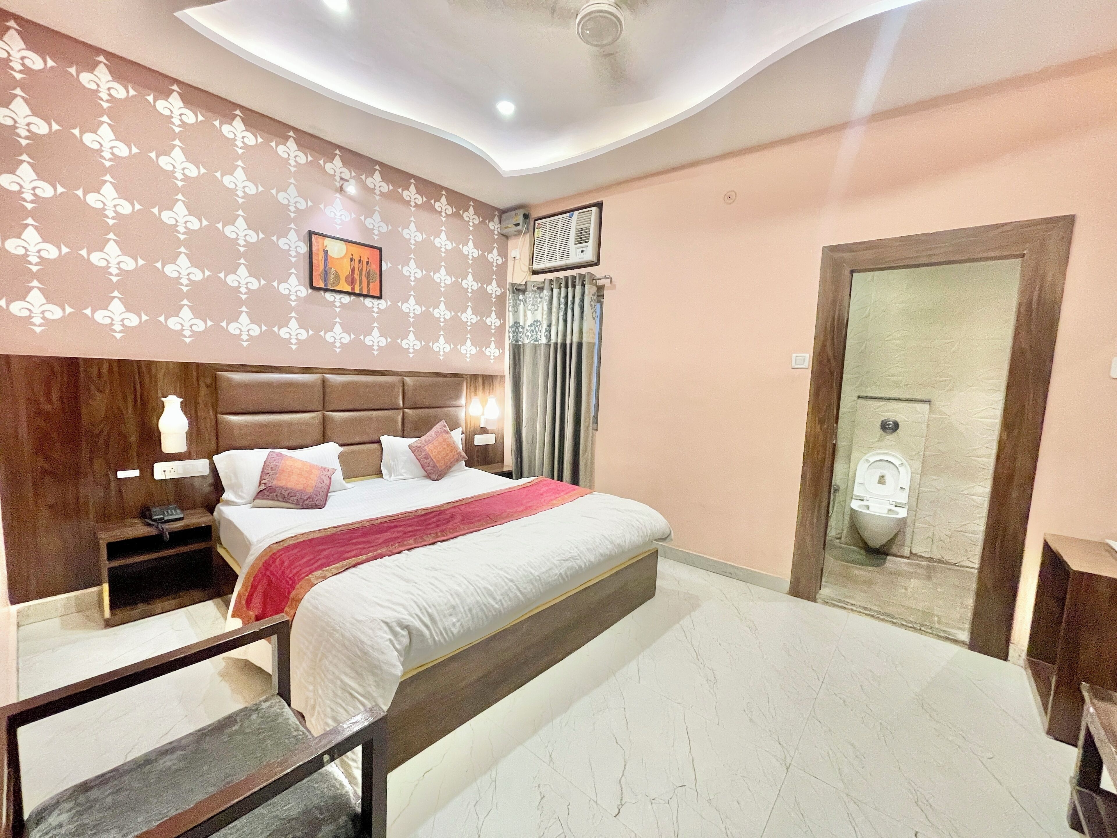 Ropa de cama de alta calidad y escritorio 