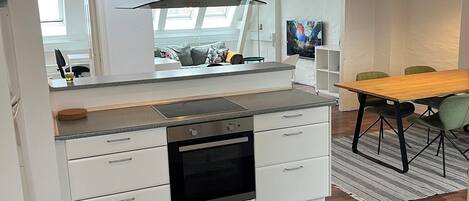 Departamento Confort, para no fumadores, vista a la ciudad | Cocina privada