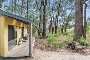 Cabane, 2 chambres, vue jardin | Terrasse/Patio