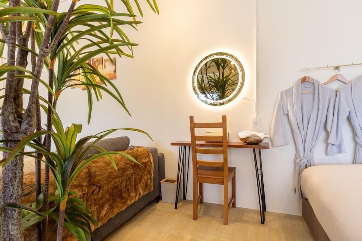 Articles gratuits dans le mini-bar, bureau