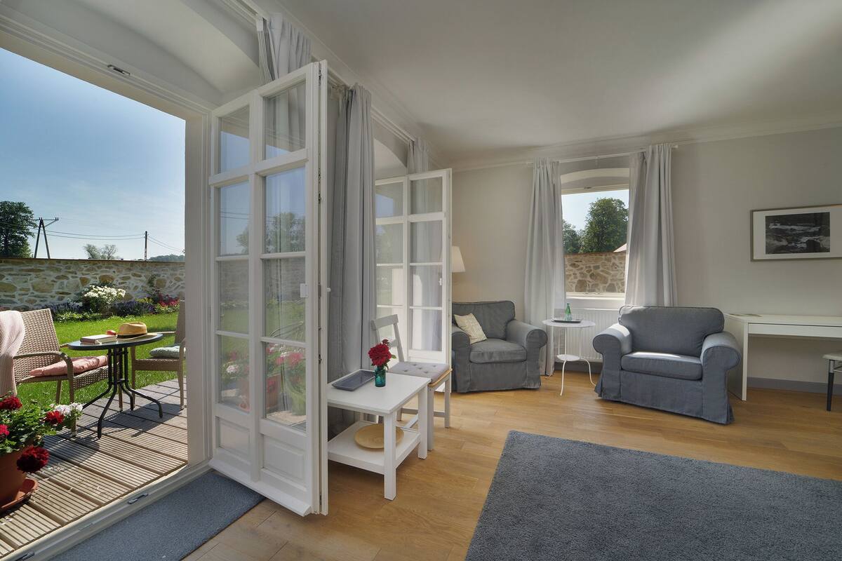 Classic Double Room, Balcony, River View