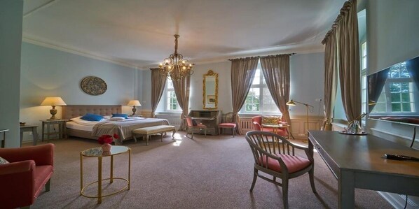 Deluxe Apartment, Park View