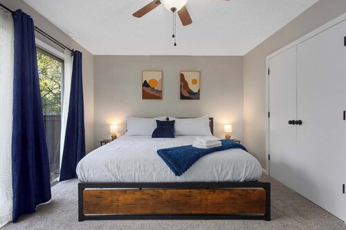 Family Favorite_7 KingBeds_Roomy_Dogs Welcome_FIFA