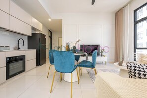 Deluxe Suite, 2 Bedrooms, Non Smoking | Dining room - Space Residency Premier Suites Johor Bahru (Johor Bahru)