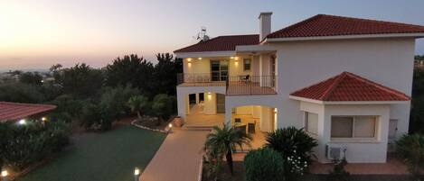 ヴィラ | 8 室のベッドルーム