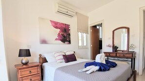 Unclassified image, 3 of 25, button - Artemis Villa in Protaras 100m From the Sea (Paralimni)