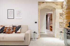 Living area - One-Bedroom House (Syracuse)