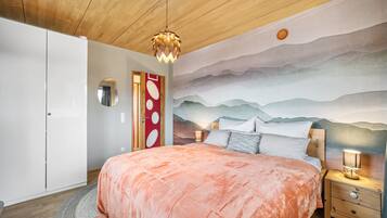 3 bedrooms, WiFi, bed sheets