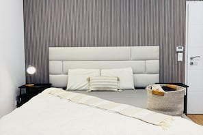 1 sovrum och sängkläder