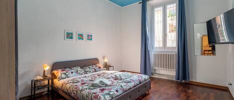 1 chambre, fer et planche Ă repasser, Wi-Fi, draps fournis