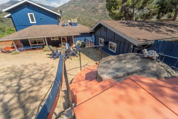 House, 4 Bedrooms, Smoking | Property grounds